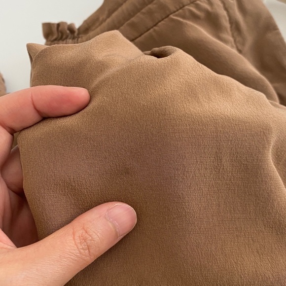 Aritzia wilfred tan marais silk pant sz 0 preowned - Picture 5 of 13